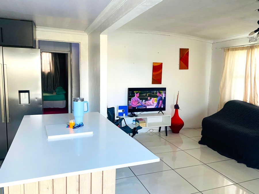 3 Bedroom Property for Sale in Khaya Western Cape